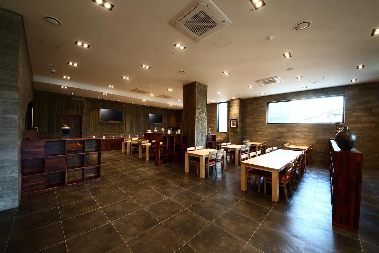 Benikea The H Hotel Hwaseong Exterior photo